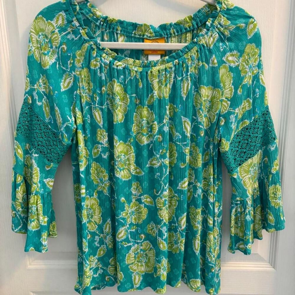 Ruby Rd. Women's Green and Blue Floral Blouse